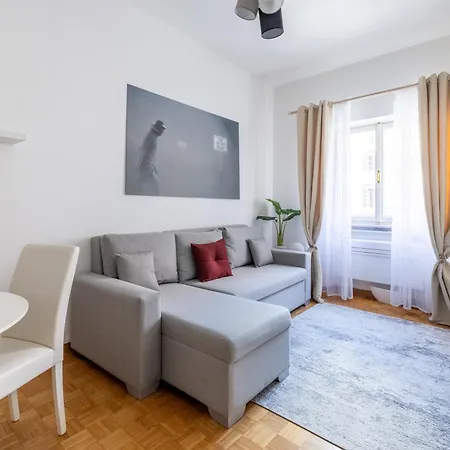 Charming With View In The Heart Of Rom