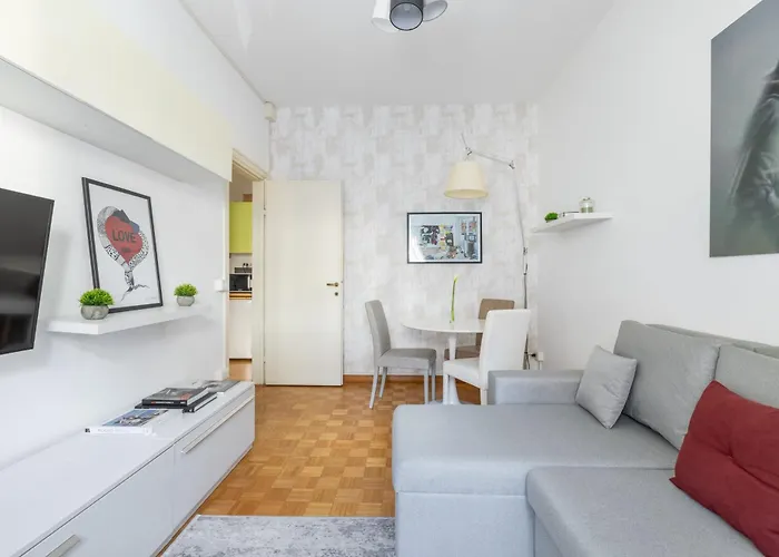 Lägenhet Charming With View In The Heart Of