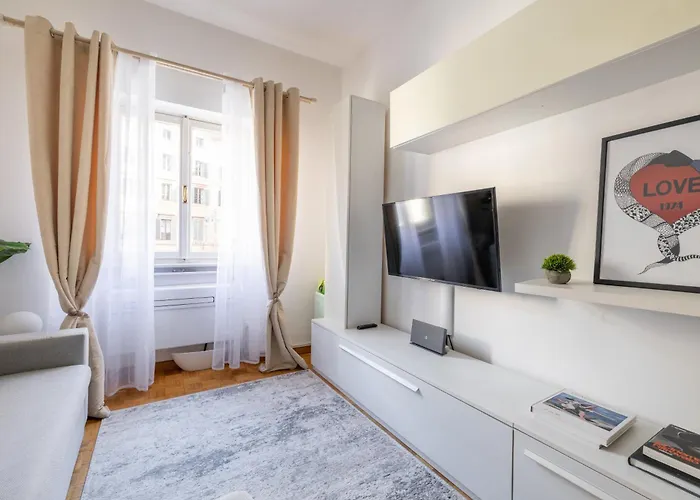 Charming With View In The Heart Of Rom