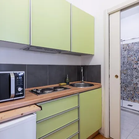 Charming With View In The Heart Of Appartement *